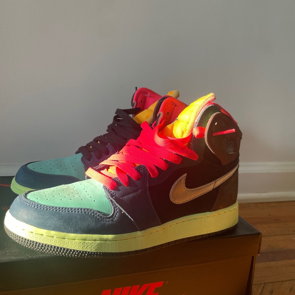 Jordan Retro Sneakers